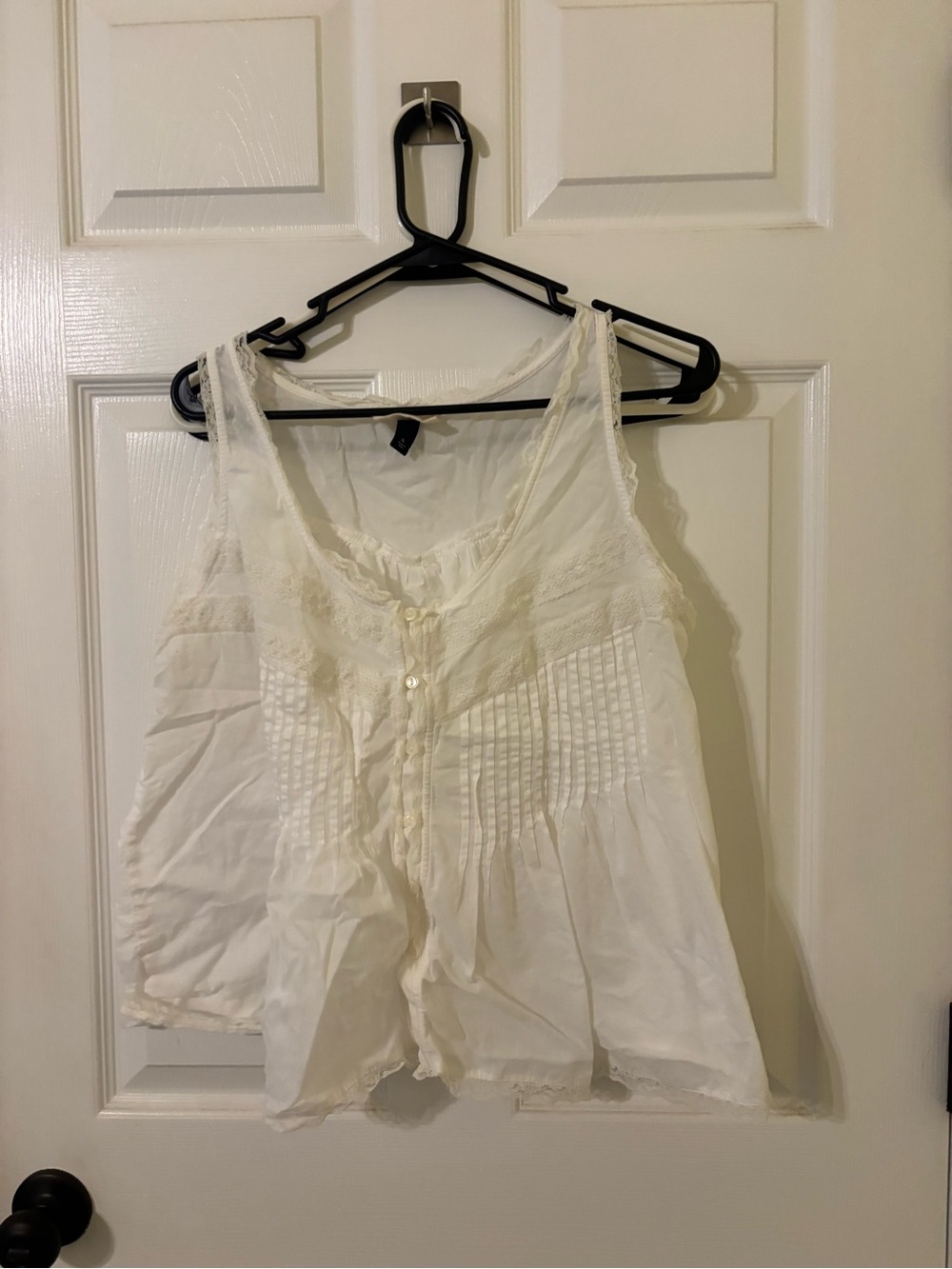 Universal Thread Ivory Lace-Trim Camisole